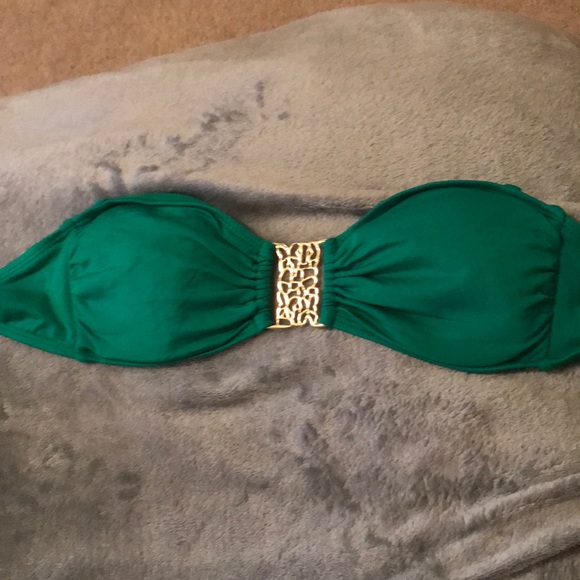 Other - 🎁Emerald green bikini top